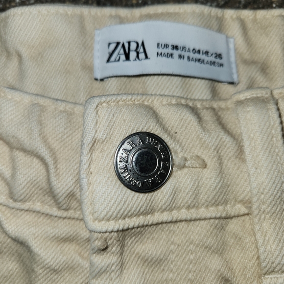 Zara Beige Raw Hem Button Front Jeans Size 4 High Rise Ankle Ecological Cotton - Picture 5 of 9